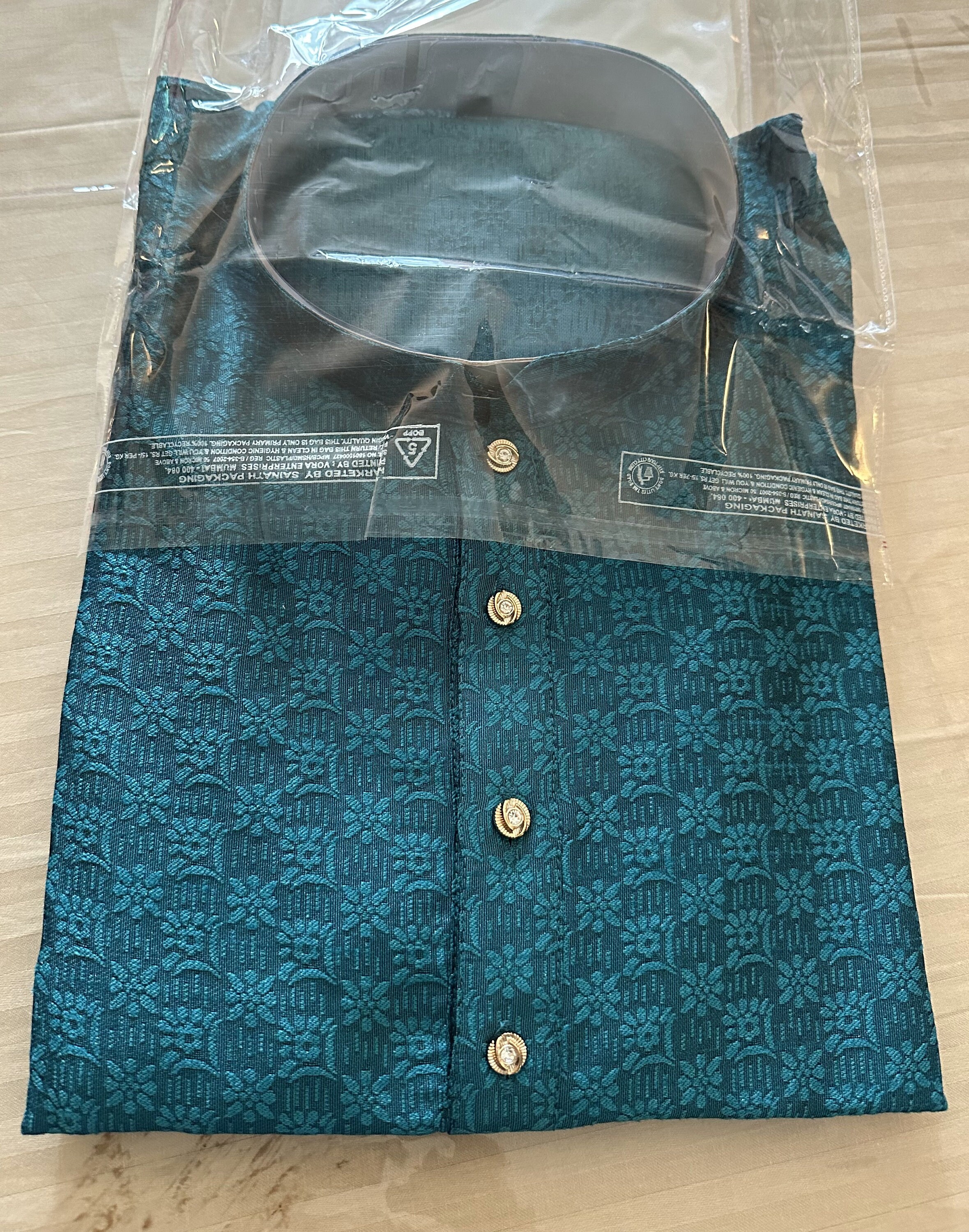 Traditional Indian Clothing Cotton Embroidered Men's Kurta Pajama Set (Green)