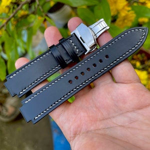 Shell Cordovan corner notched, centre notched watch strap