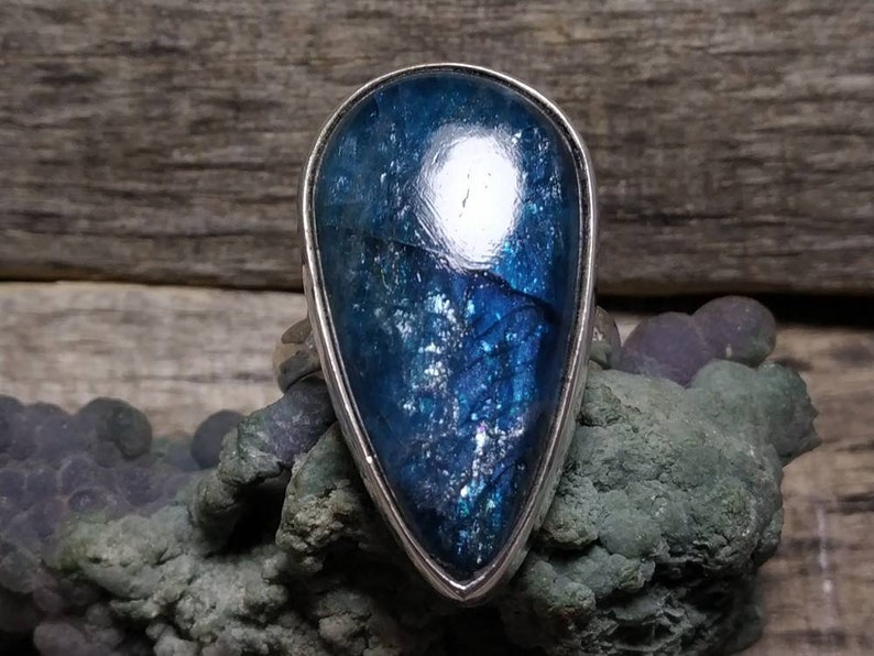 silver ring Sterling silver jewellery,natural stone Flashy Blue apatite ring