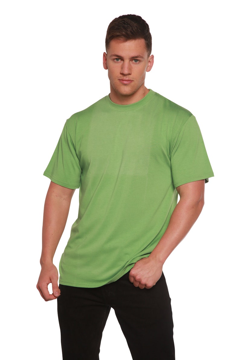 Men's Bamboo Viscose Organic T-Shirt Breathable Silky Soft Bamboo Tee Everyday Crew Neck Short Sleeve Tshirt Green Tea