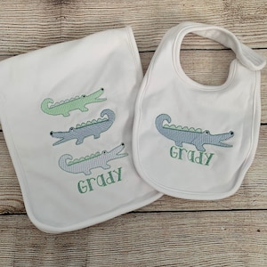 Baby alligator bib and burp cloth embroidered set, infant baby gift, preppy alligators and gator with monogram