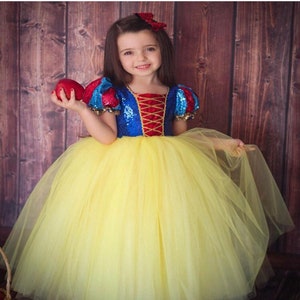 costumes with white tutu