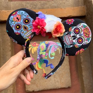 Candy Skulls | Día de los Muertos Mouse Ears
