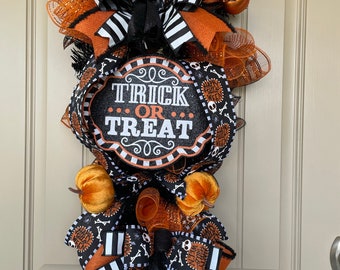 Halloween Decor, Halloween Door Decor, Halloween Wall Decor, Fall Decor, Halloween Swag, Halloween Wreath, Party Decor