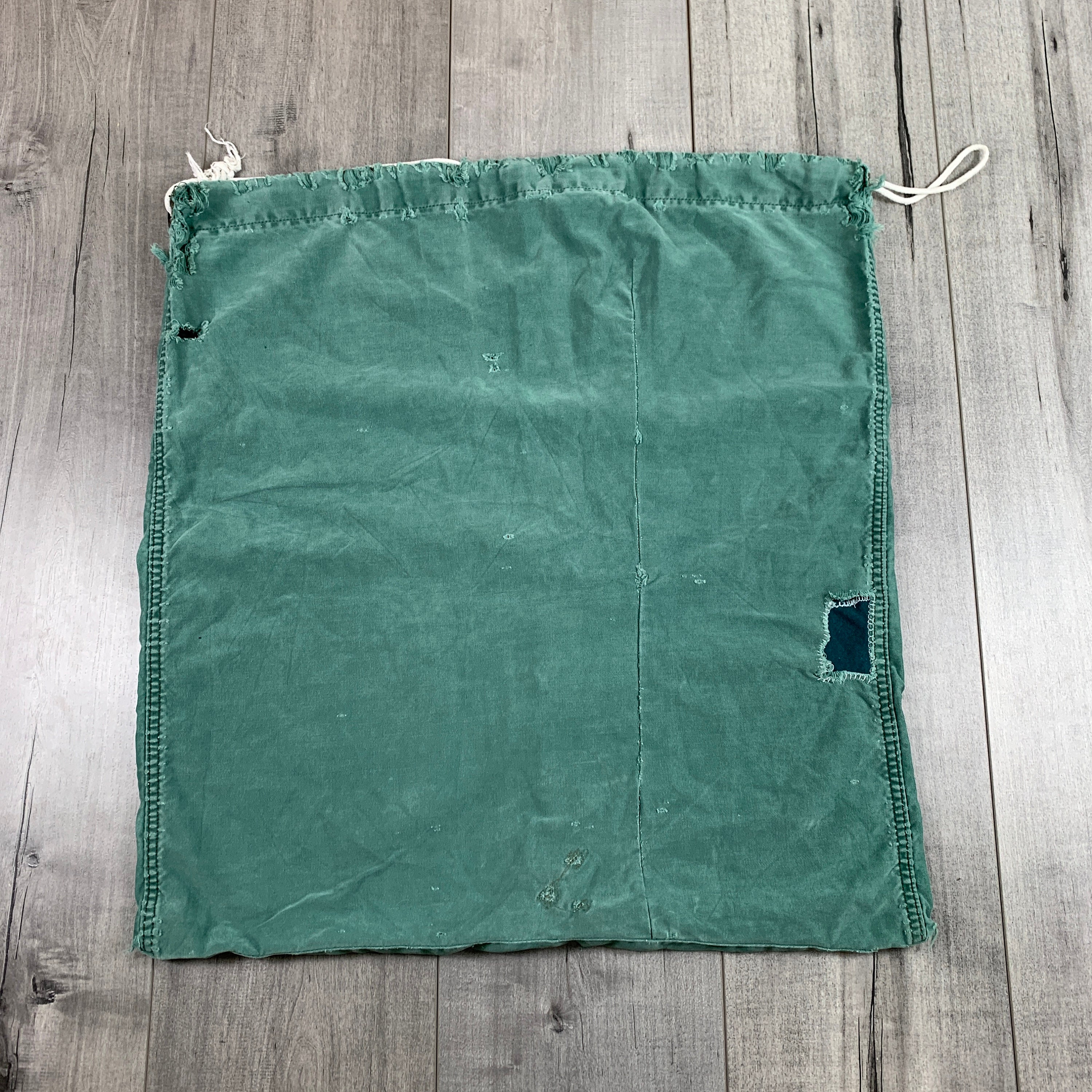 Share 78+ military laundry bag latest - in.duhocakina