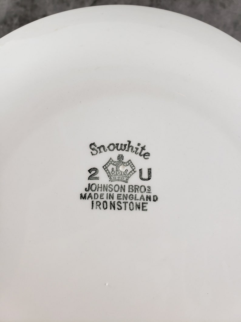Three Vintage Johnson Brothers Sunflowers Ironstone SaladLuncheon Plates Made in England in the 1960/'s-8