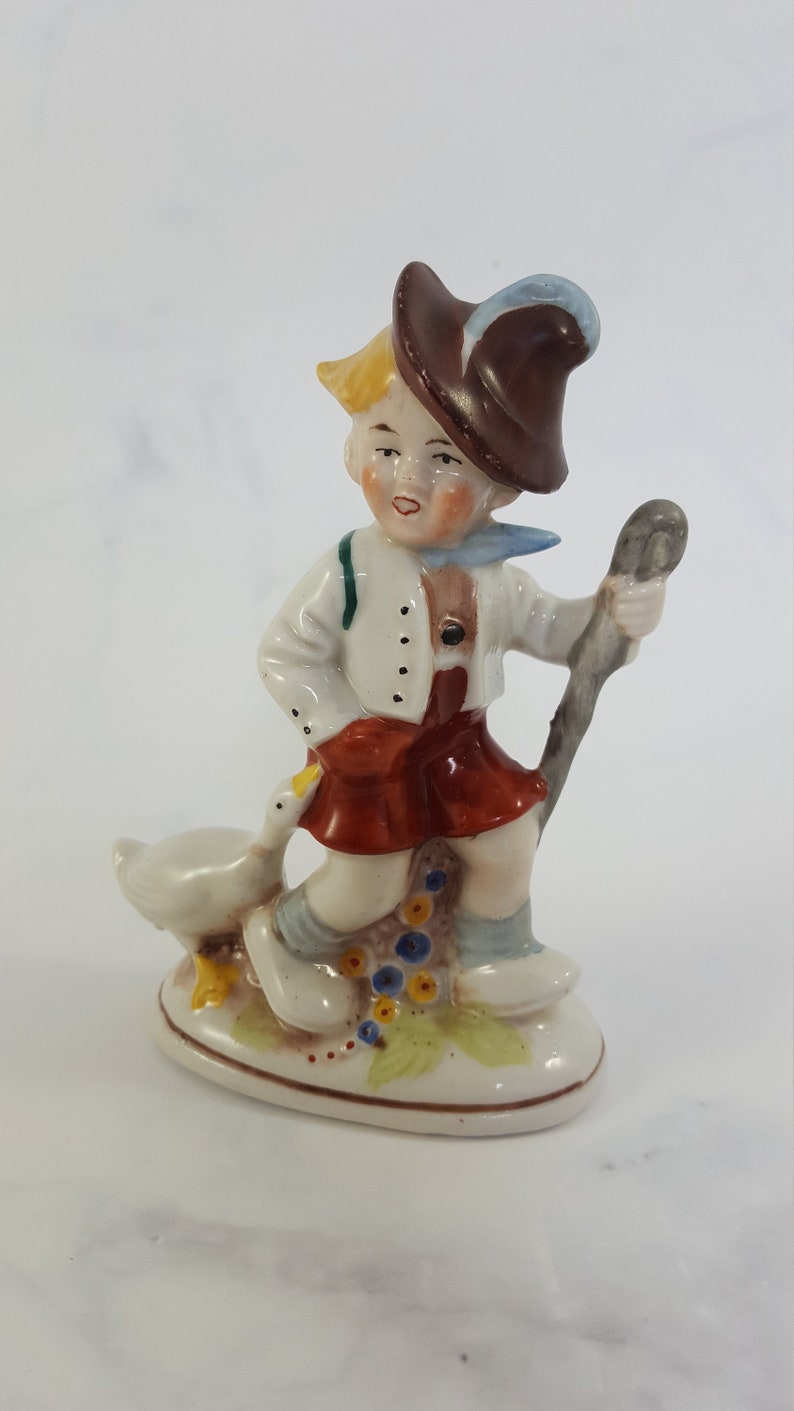 custom porcelain figurines