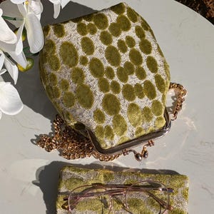 Borsa a tracolla Olive in stile tappeto per telefono con custodia per occhiali / Borsa piccola / Set regalo per donna / Custodie a tracolla per telefono / Custodia igienica