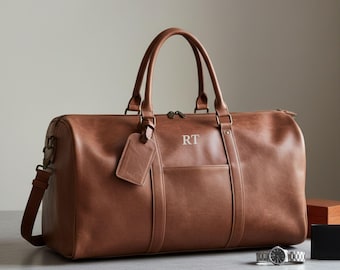 Men's Leather Weekender Bag, Stylish Men's Duffle, Monogrammed Travel Duffle bag, Groomsmen Gift Leather Duffle Bag, Groomsman Gift Bag