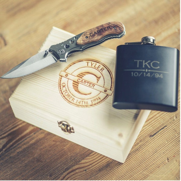 Groomsmen Gift Box Set with Knife, Personalized Flask, Pine Box Set, Gift set for groomsmen, Wedding Gift, Groomsman Proposal Gifts