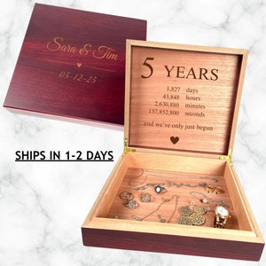 Wooden Keepsake Box Set, Sentimental gifts, Wood Anniversary gift, Custom Engraved Jewelry Box, Memento Box, Personalized Wedding Day Gift.