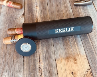 Cigar Travel Humidor, Unique Cigar Gift, Engraved cigar case, Custom Cigar Box, Gift For Men, Christmas Gift, Fathers Day, Graduation