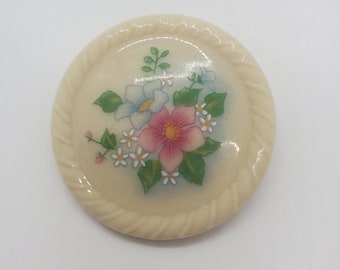 Vintage Avon ceramic flower brooch #599