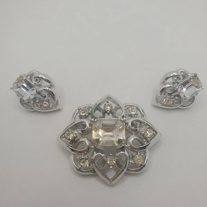 1950&quot;s signed coro Demi parure set coro brooch amd screwball earrings #614