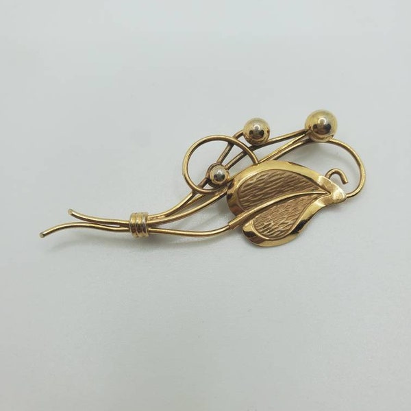 Loran Sim 12k gold filled Leaf and Berry brooch #508