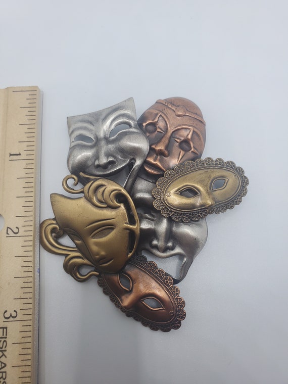 Mixed metals vintage masquerade brooch  drama mas… - image 3