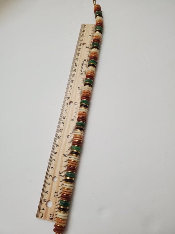 Vintage plastic bead necklace - flat plastic roun… - image 4