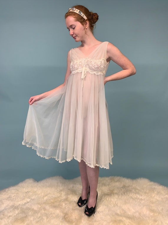 Dreamy Vintage Retro Empire Waist White Nightgown