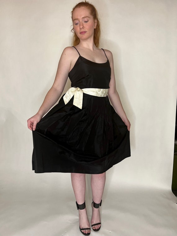 Vintage Black Party Dress with White Belt - image 2