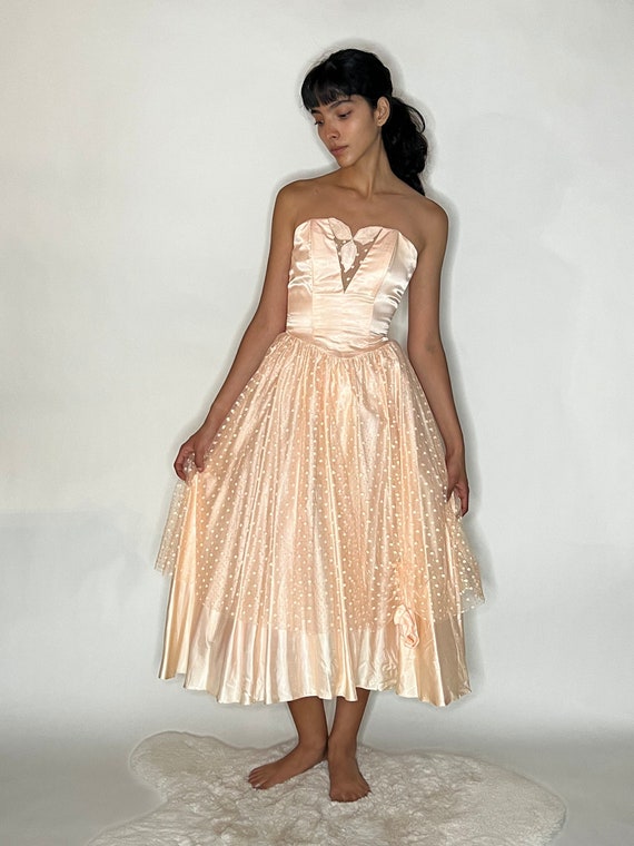 Sweet Strapless Vintage Satin & Lace Peachy Pink … - image 2