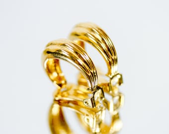 Vintage Alfred Sung half hoop clip-on earrings gold tone