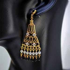 Pendientes de araña vintage de estilo victoriano de 1928 con perla artificial y ónix.