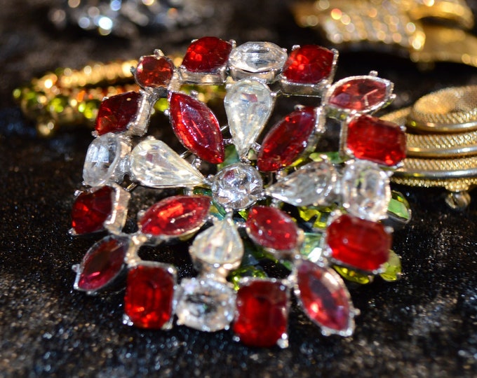 Vintage Antique Brooch | Gift Valentines Day | Europe & Scandinavia vintage