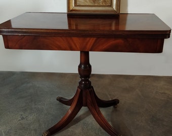 Vintage Game table | Bevan Funnel | Victorian Card table | English Regency Flip Top Console | 1900s Geweldige  opvouwbare kaarttafel