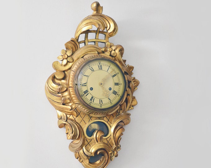 Beautiful wall clock with pendulum | Rococo style | Gilded Cartel clock 33 cm X 59 cm