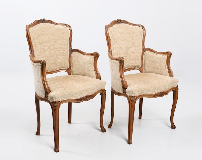 Rococo Cabriolet Armchair | French Louis XV Carved Bergere 1800-1900s | Fauteuil Chaise de Style