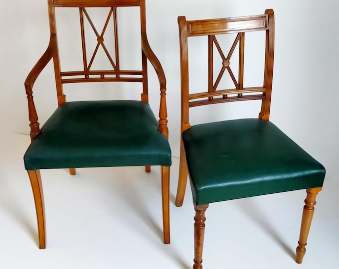 Emerald Green Leather Armchair England 900s / Chaise de Style