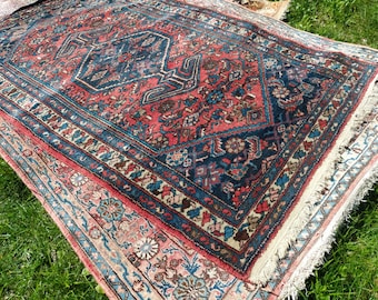 Antique Hamadan Rug 4x86 ft | Geometric Medallion, Hand Knotted Colorful Wool Carpet (125cm X 196cm)