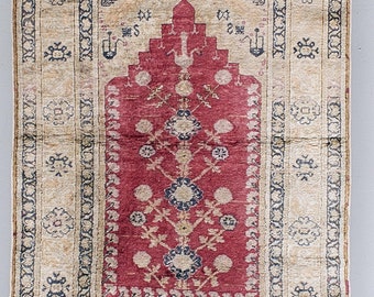 Vintage Silk Pray Carpet 1900s | 89x135cm  100% Handmade oriental Rug 1900s | Muslim Prayer Rug | Nomadic Rug