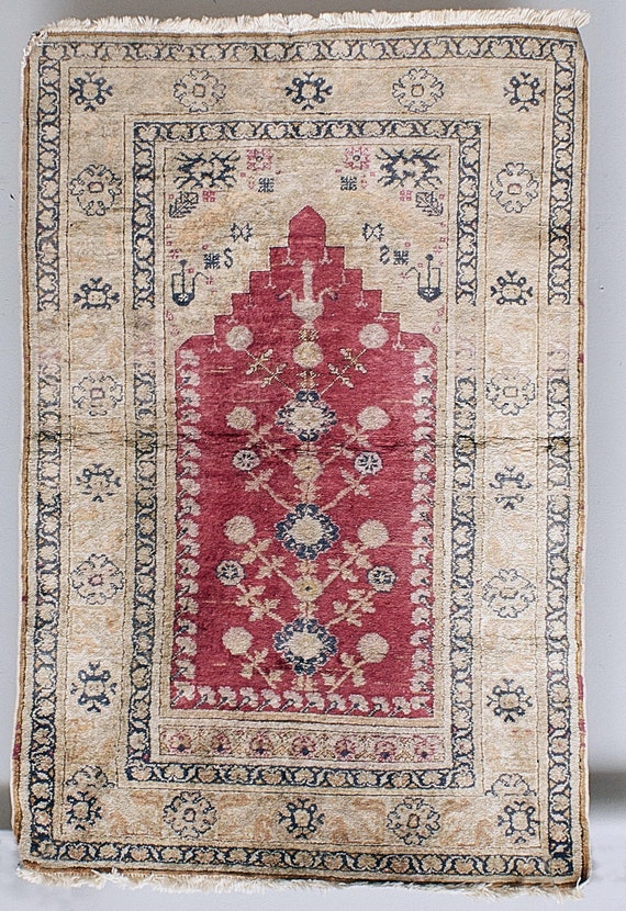 ヴィンテージ シルク 祈祷用カーペット 1900 年代 | 89 x 135 cm 100