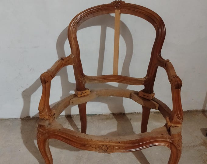 Vintage  Rococo Armchair Frame | French Louis XV Carved Rococo Armchair, 1800-1900s | Fauteuil Armchair | Chaise de Style Louis XV
