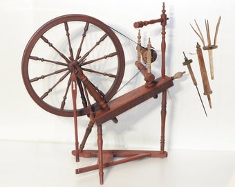 Made in 1850 Antique Folk Art Spinning Wheel | Shuttle | Spindle | Weaving Loom | Spin your own yarn | das Spinnrad | drehendes Rad