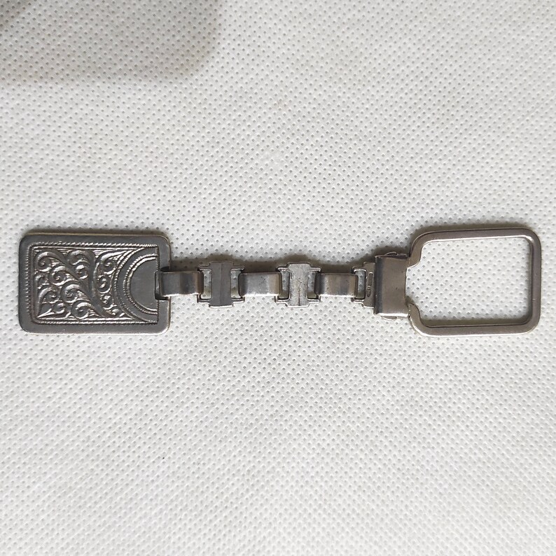 silver keychain Morocco vintage accessory from Essaouira Berber engraving jewel