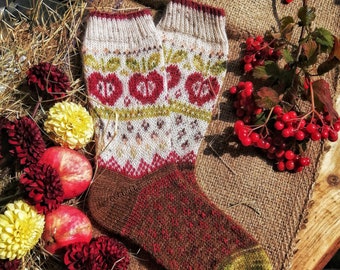 Handmade apple socks, Tweed yarn