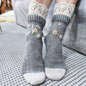 Personalized Hand knit socks, luxury gift for mom ,socks with flowers embroidery