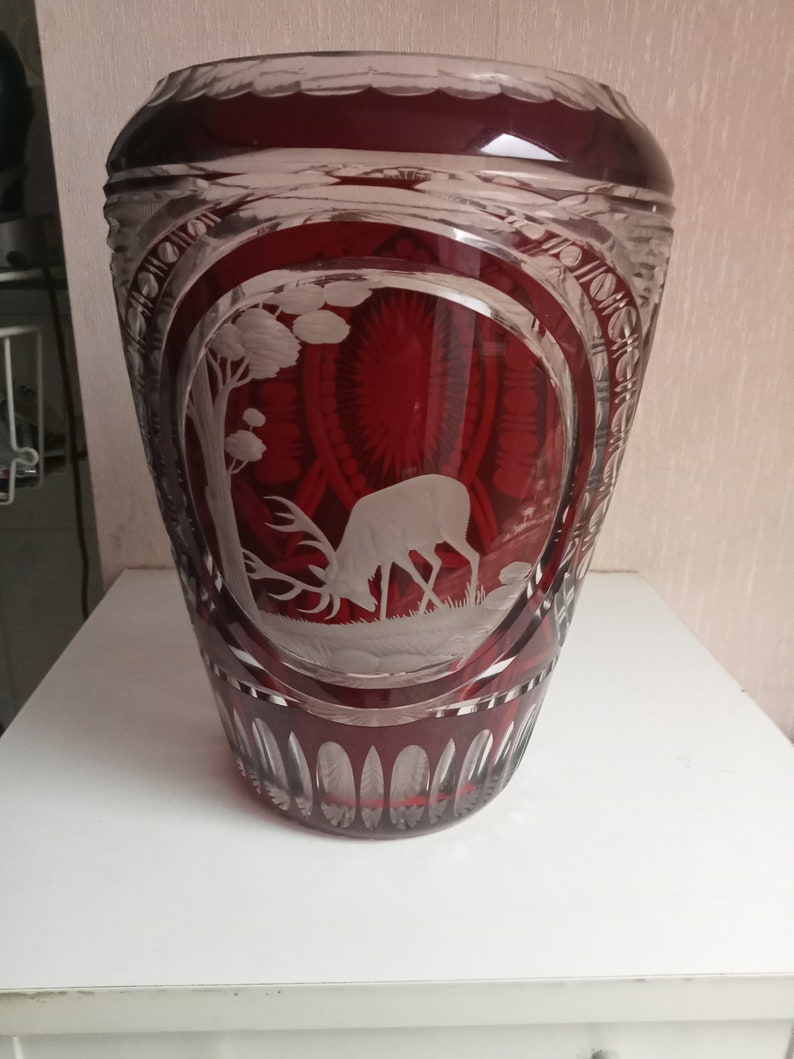 Large Vase in Red Saint Louis Cut Crystal