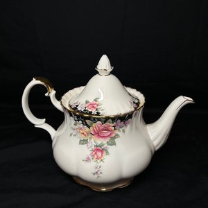 Royal Albert “Concerto” ( Super Rare )