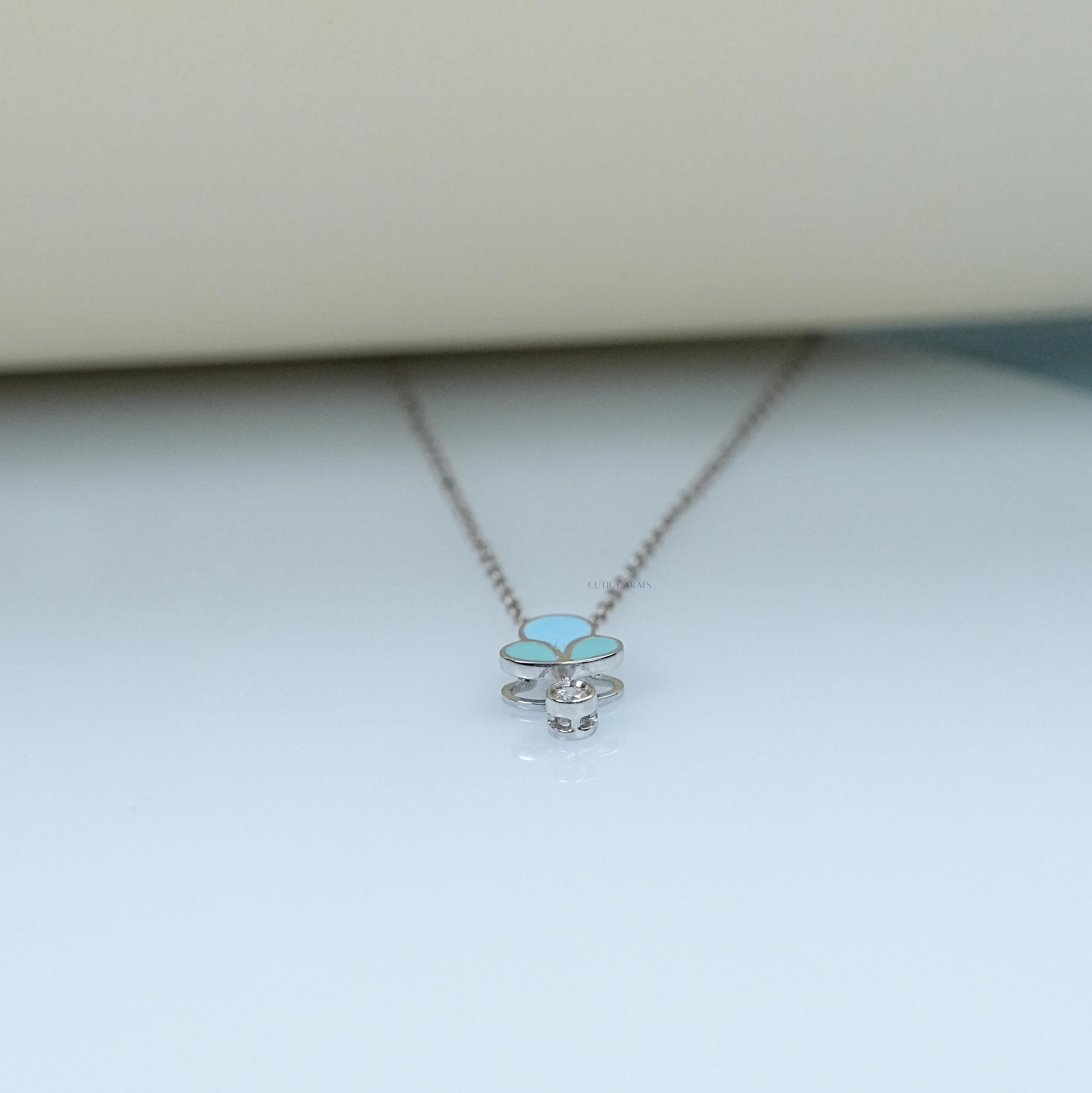 Ciondolo Numero Fortunato Con Diamante Taglio Rotondo 2.00 Ct, Finitura Oro Giallo 14k