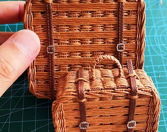 Handmade Rattan Miniature Suitcase for BJD Dolls, Miniature Luggage for Dollhouse, Vintage Dollhouse Miniature Furniture