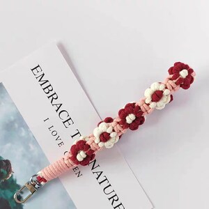 POZIOM POCZĄTKUJĄCY / Samouczek makramy / Nauka makramy / Pasek na telefon makramy / Brelok makramy / Zestaw do makramy DIY / Wzór PDF / Wersja angielska zdjęcie 8