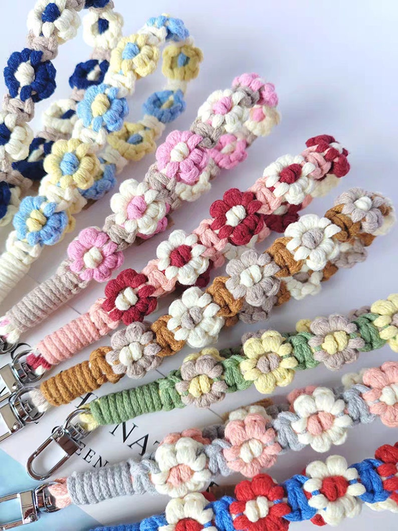 POZIOM POCZĄTKUJĄCY / Samouczek makramy / Nauka makramy / Pasek na telefon makramy / Brelok makramy / Zestaw do makramy DIY / Wzór PDF / Wersja angielska zdjęcie 4