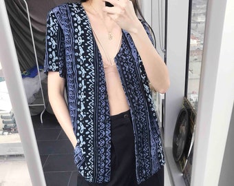 1990s blue black vintage folk blouse / Boho hippie style geometric shirt  / Size medium large