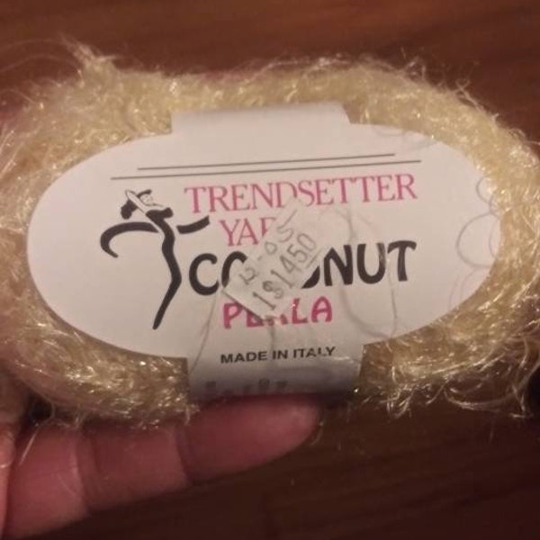 Destash Yarn Sale! Vintage Trendsetter Novelty, Fun Fur Yarns Coconut Perla Made in Italy Soft Metallic Beige Cream