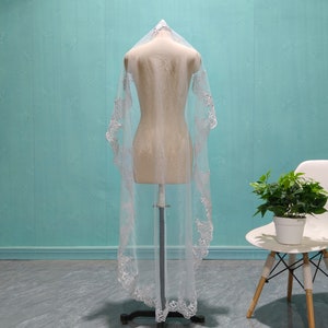 Women&#39;s Wedding Lace Short Veil, Elegant Bride Lace Veil, White Ivory Wedding Veil, One Layer Combless Lace Short Veil