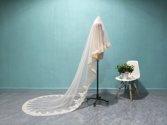 Champagne Lace Mantilla Veil, Cathedral Spanish Style 1 Layer Lace Bride Veil, Face Covering Veil