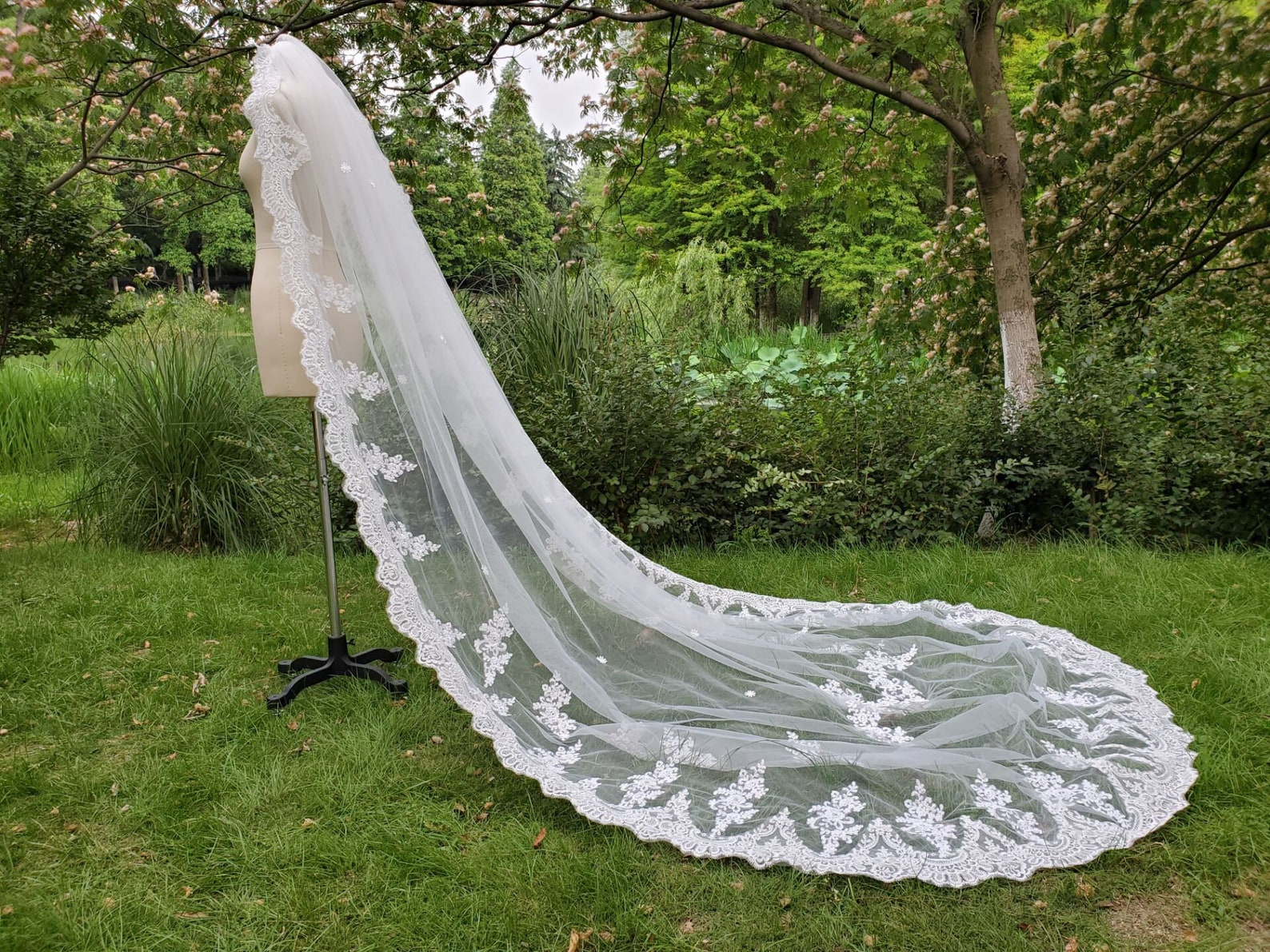 Luxury Lace Veil Ivory Wedding Lace Embellished Veil Bridal Etsy